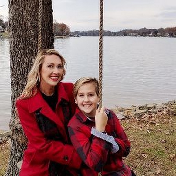 Meet your Posher, Casey - Picture 1 of 1